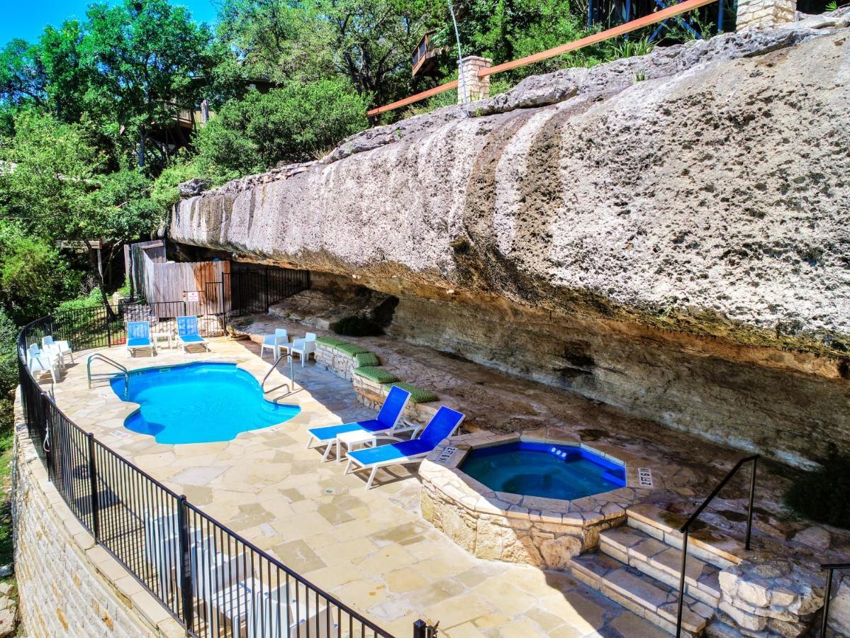 Lake Travis Bungalow Casita Golden Rod #2 Lakeway Bagian luar foto